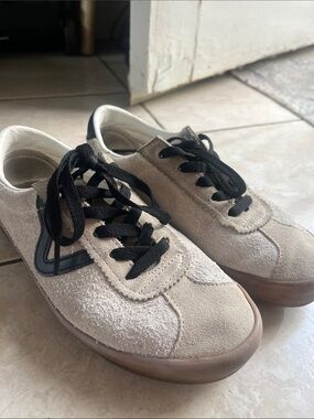 Vans Women's Beige Suede Sneakers with Black Laces